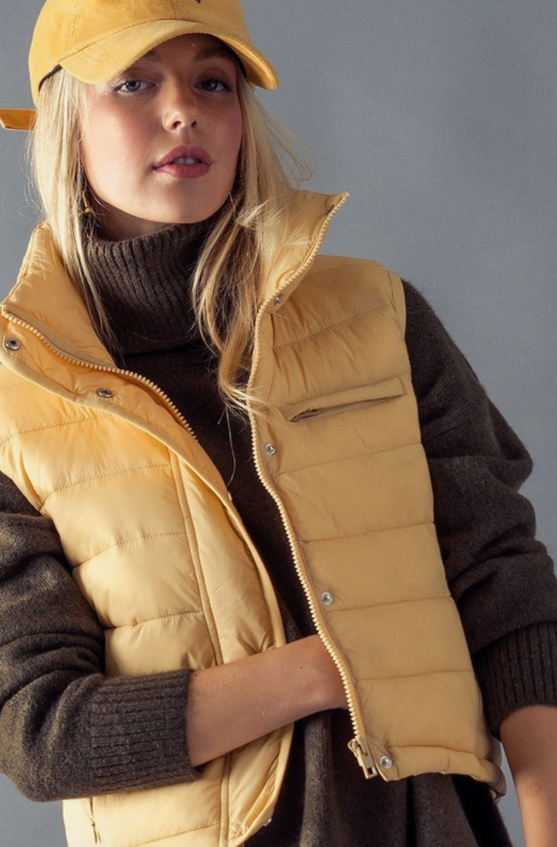 【美品】ENFOLD 2023SS |WIDE BOX VEST Women's Grand Prix Vest | Vests by Outback Trading Company