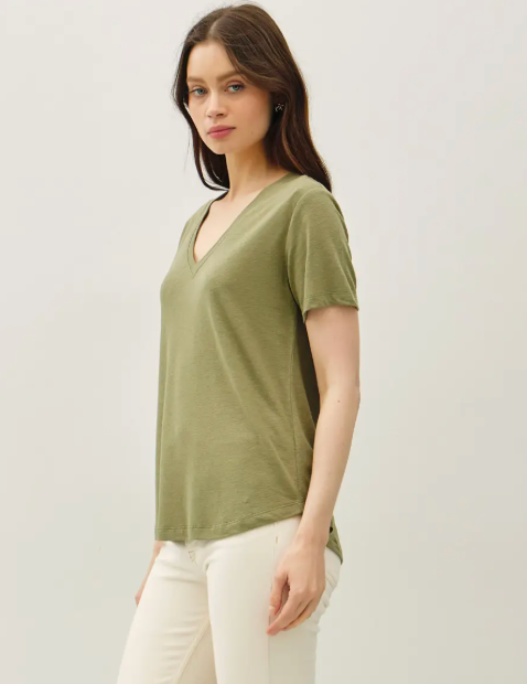 V-Neck Tee-Fern