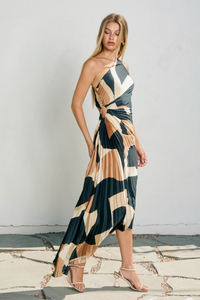 Asymmetrical Pleated Maxi Dress