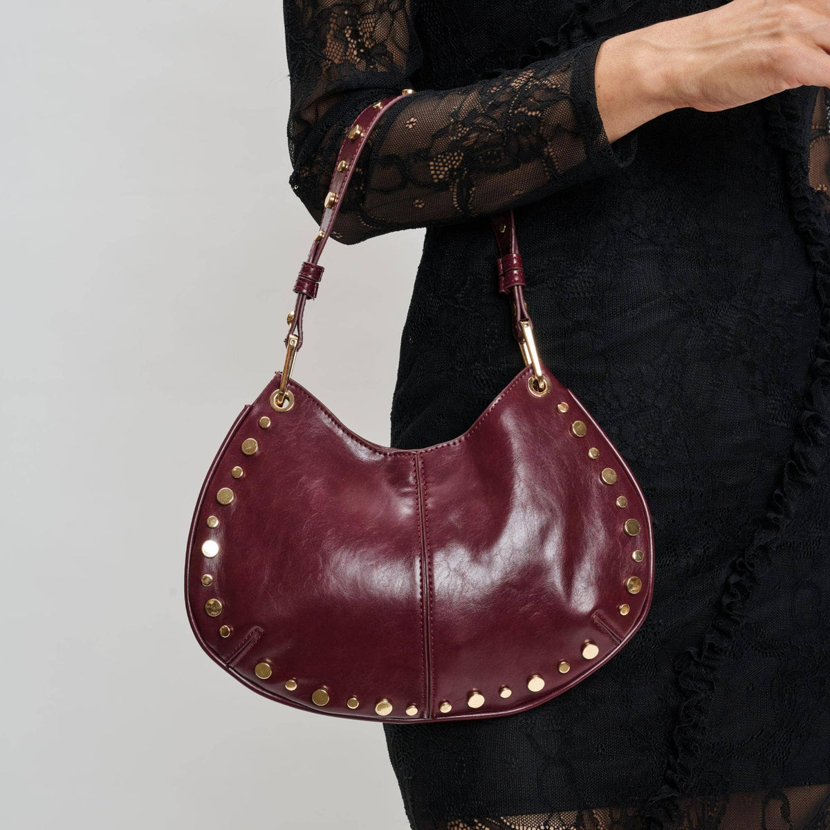 Nova Crossbody w/Studs -Wine