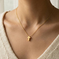 Dainty Mini Cross Pendant Necklace