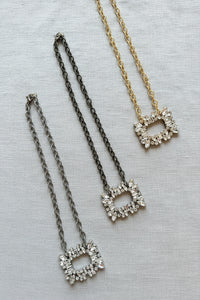 Chain W/Bling Rectangle