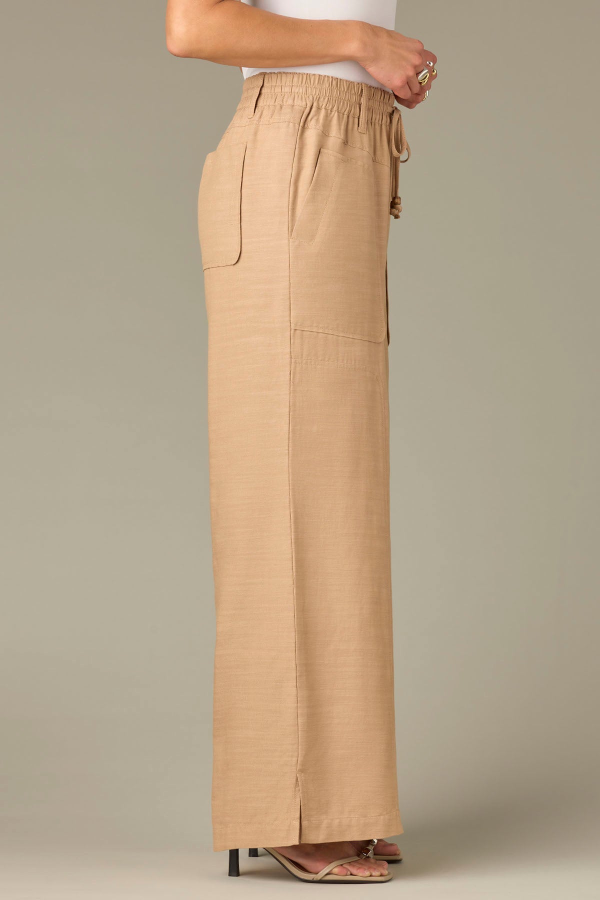 31/26" SKYRISE WIDE LEG W/ V-YOKE, SIDE SLITS & SELF TIE