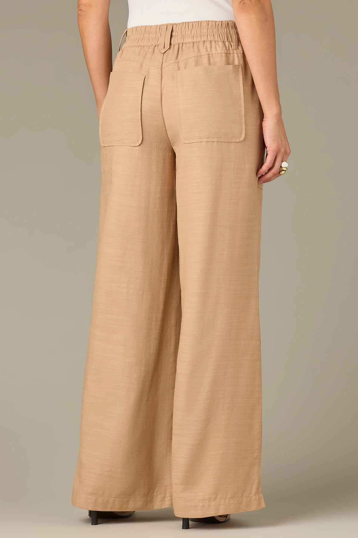 31/26" SKYRISE WIDE LEG W/ V-YOKE, SIDE SLITS & SELF TIE