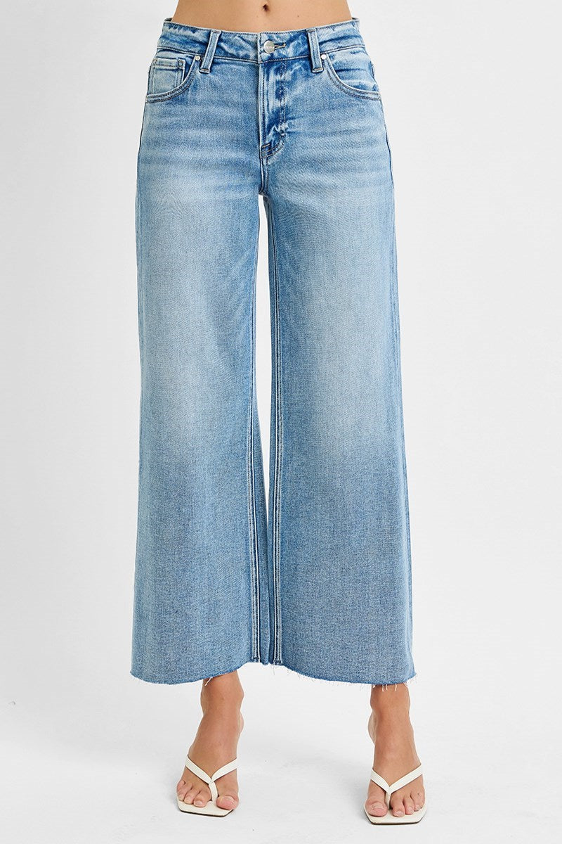 Risen Wide Leg-Cut Hem Jeans