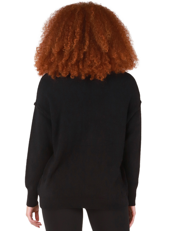 DEX Center Seam Sweater-Black
