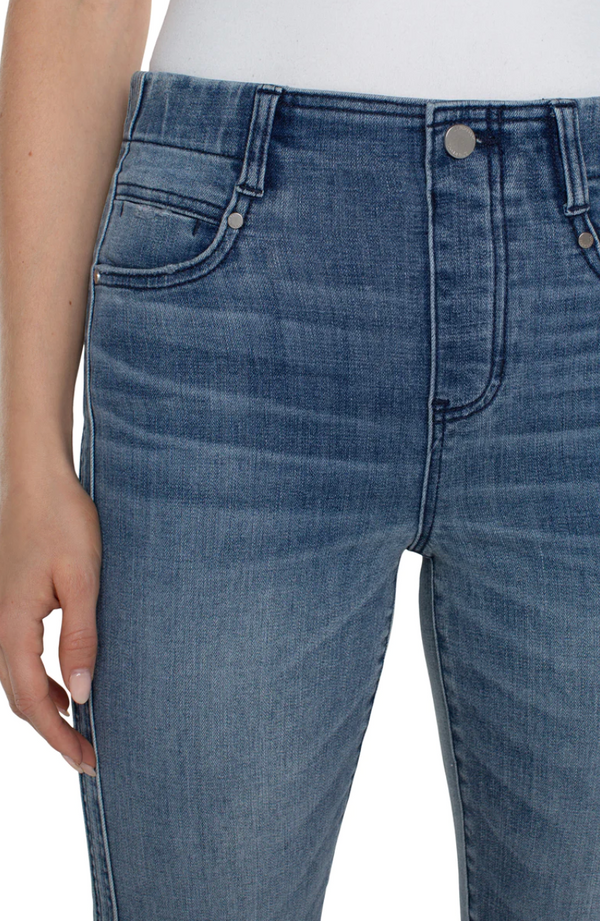 LVRP Gia Crop Flare-Cherry Creek