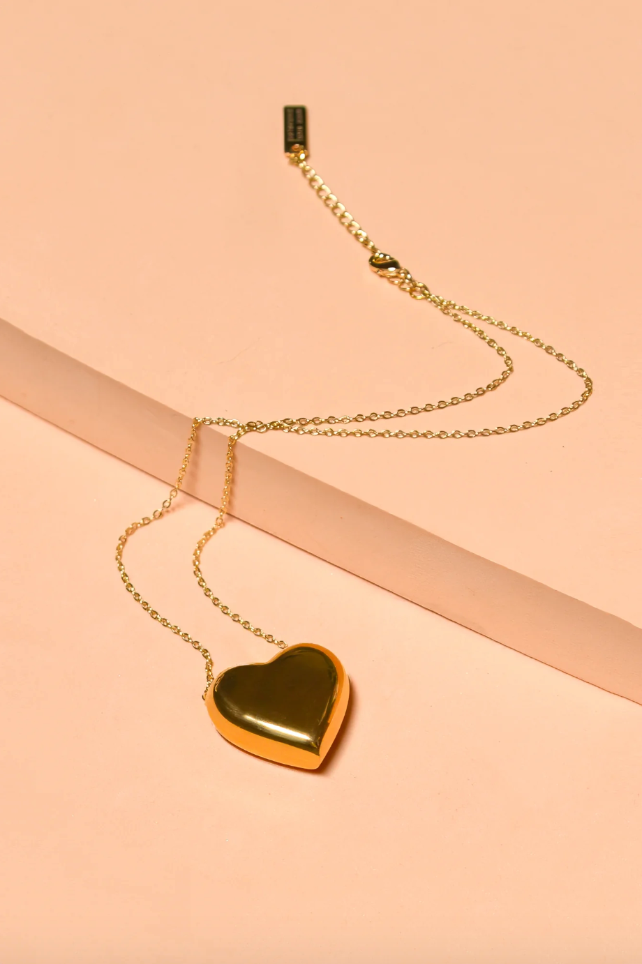 P+J Can't Heartly Wait Necklace