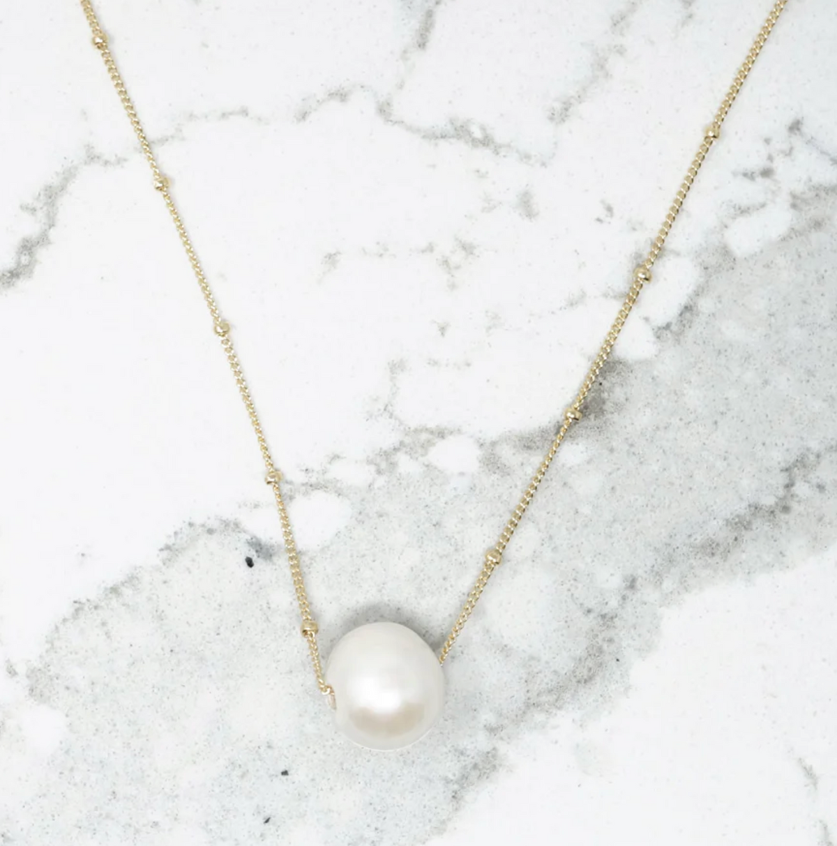 JEN Pearl Pendant on Chain