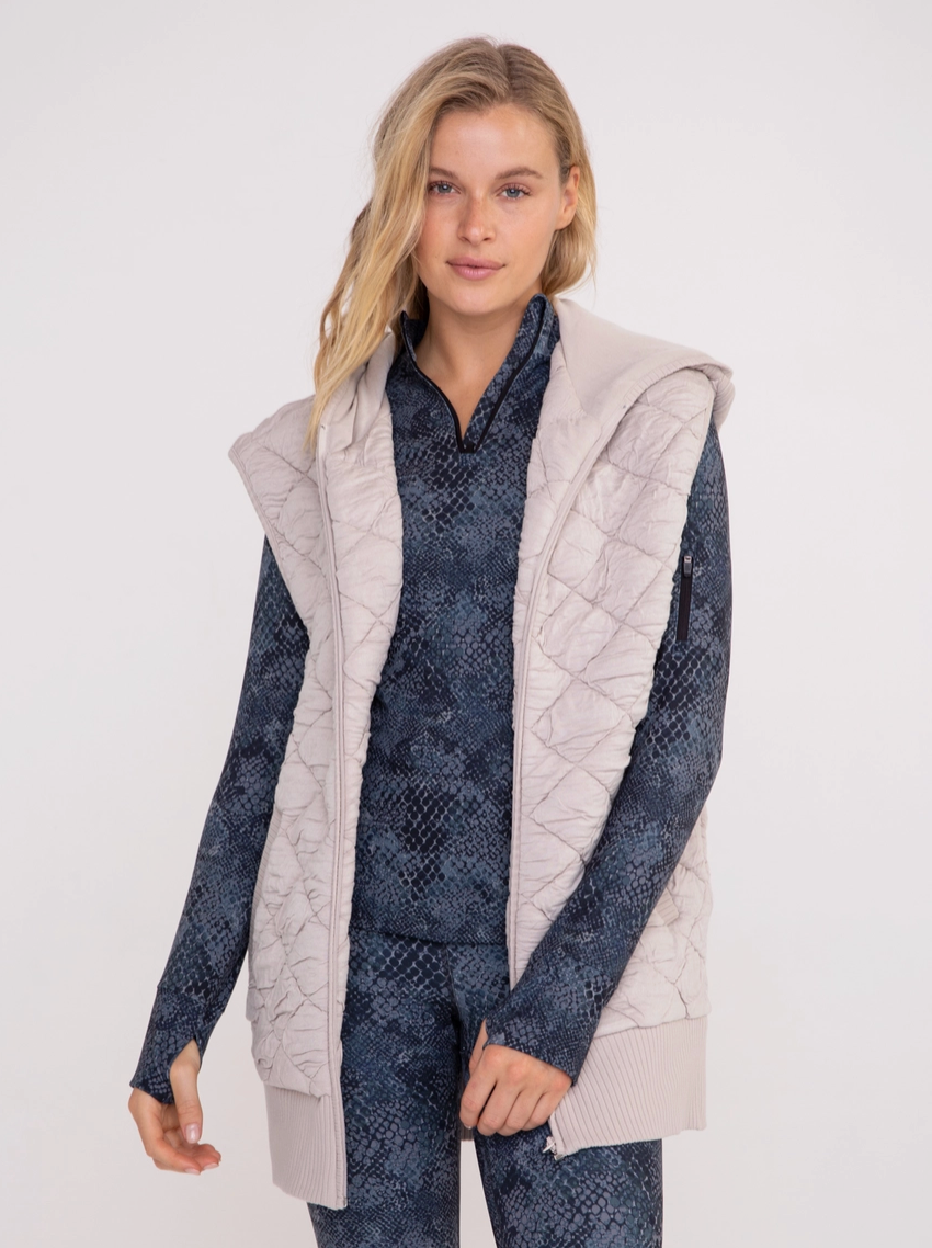 MOB Quilted Zip Vest-Taupe