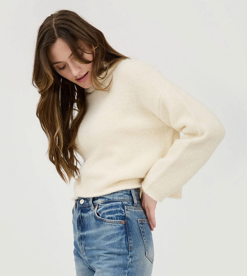 BP Turtleneck Crop Sweater-Cream