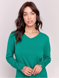 CHB Basic V-Neck Sweater