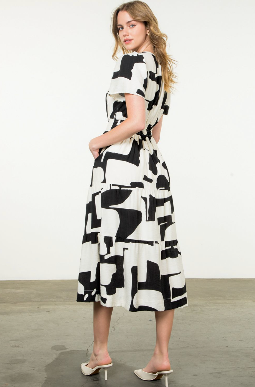 Tiered Abstract Printed Dress-Black/White