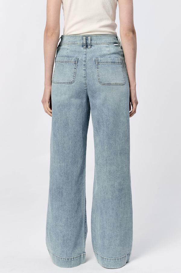 Audrey HR Patch Pocket Jean
