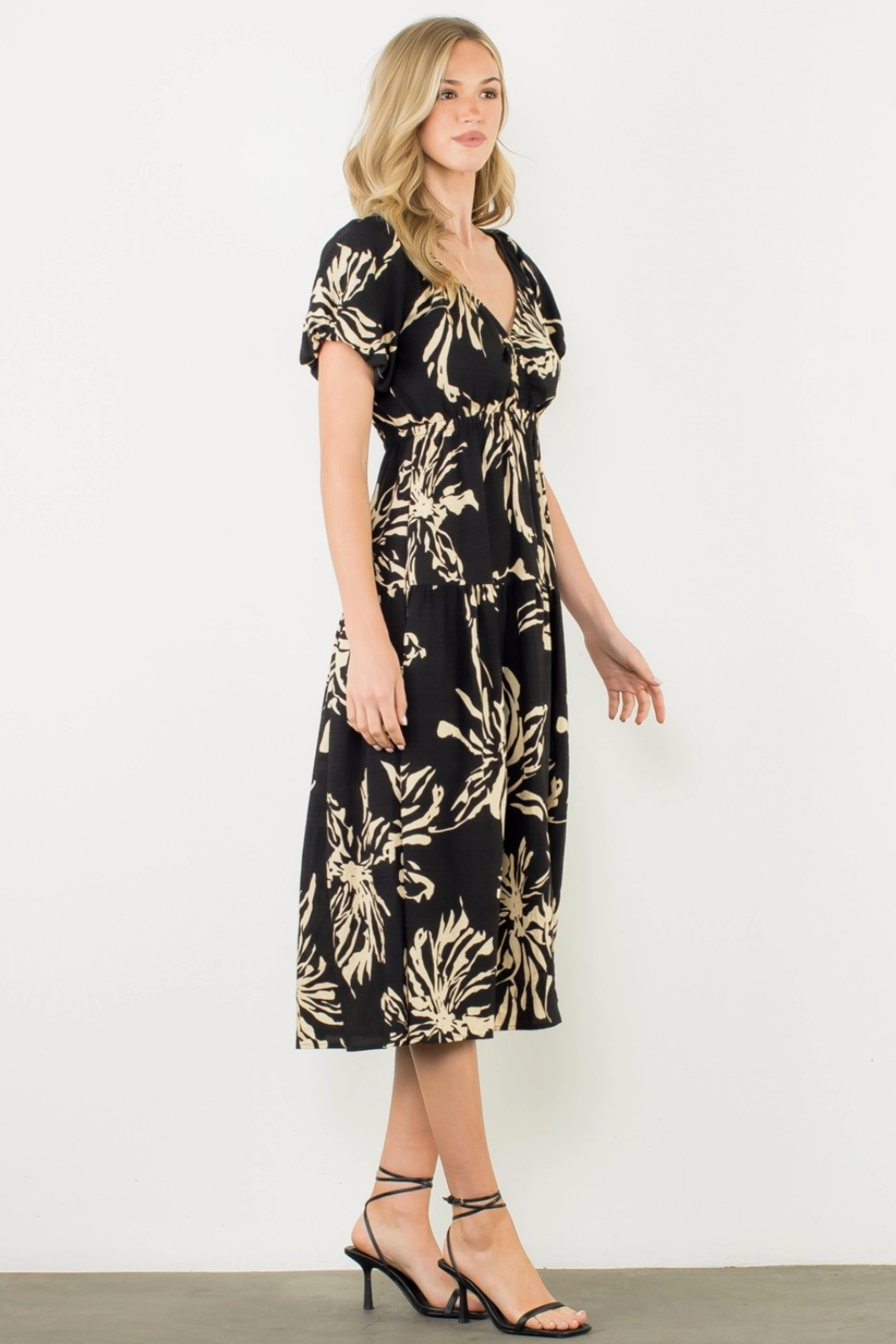 Floral Print Maxi Dress-Black