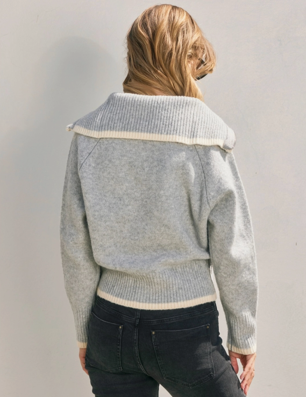 Zip up Sweater w/Contrast Trim