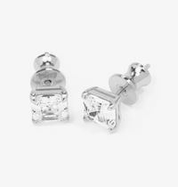 Queen's 6mm Studs