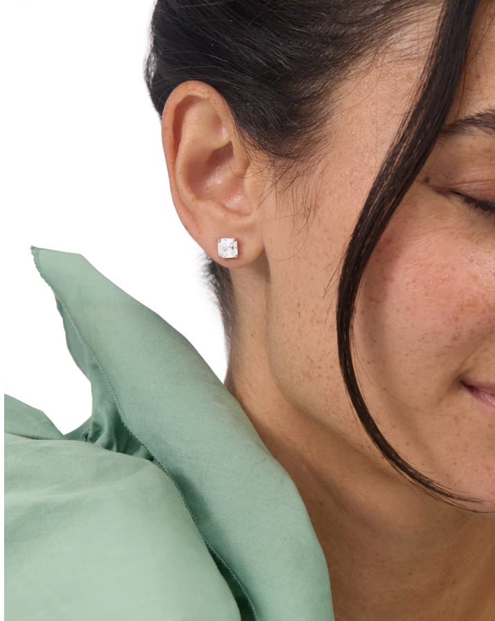 Queen's 6mm Studs