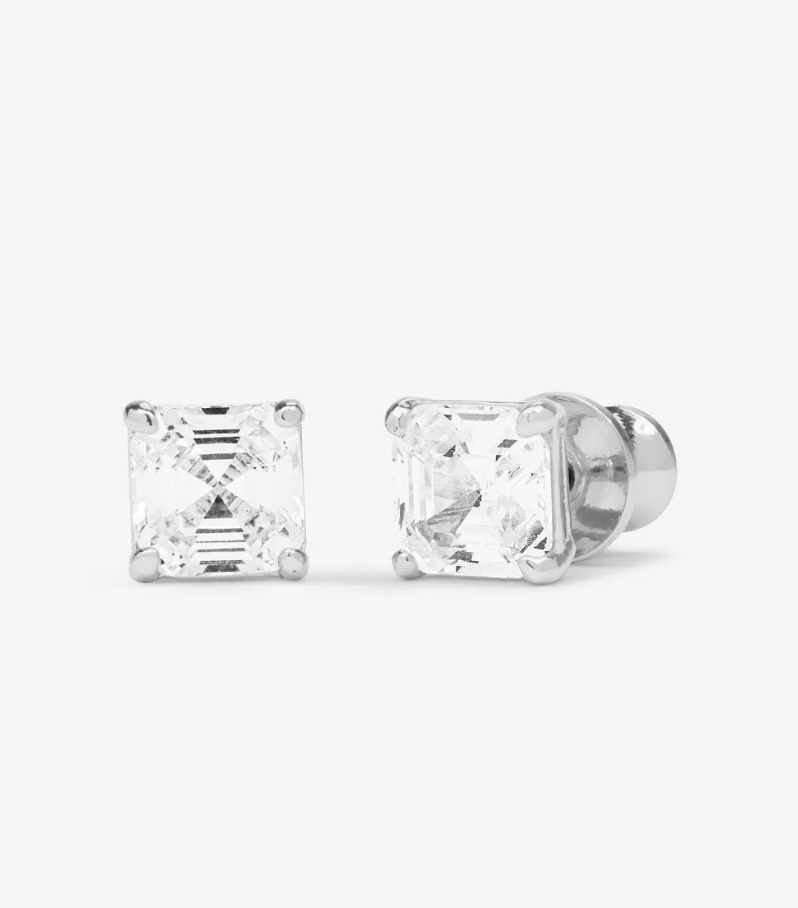 Queen's 6mm Studs