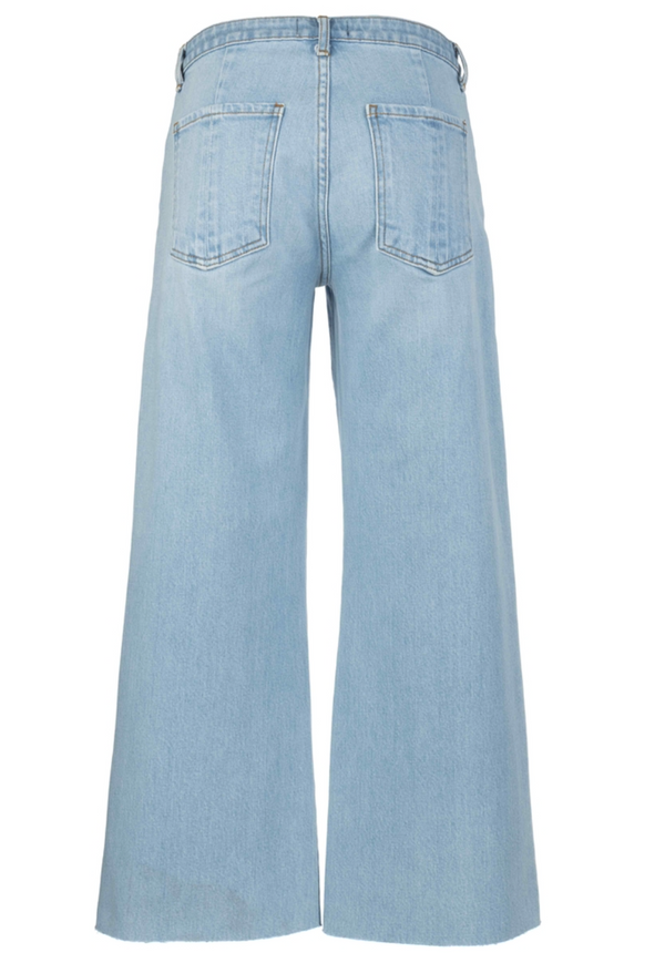 Kut Meg Patch Pockets Exp Button Jeans