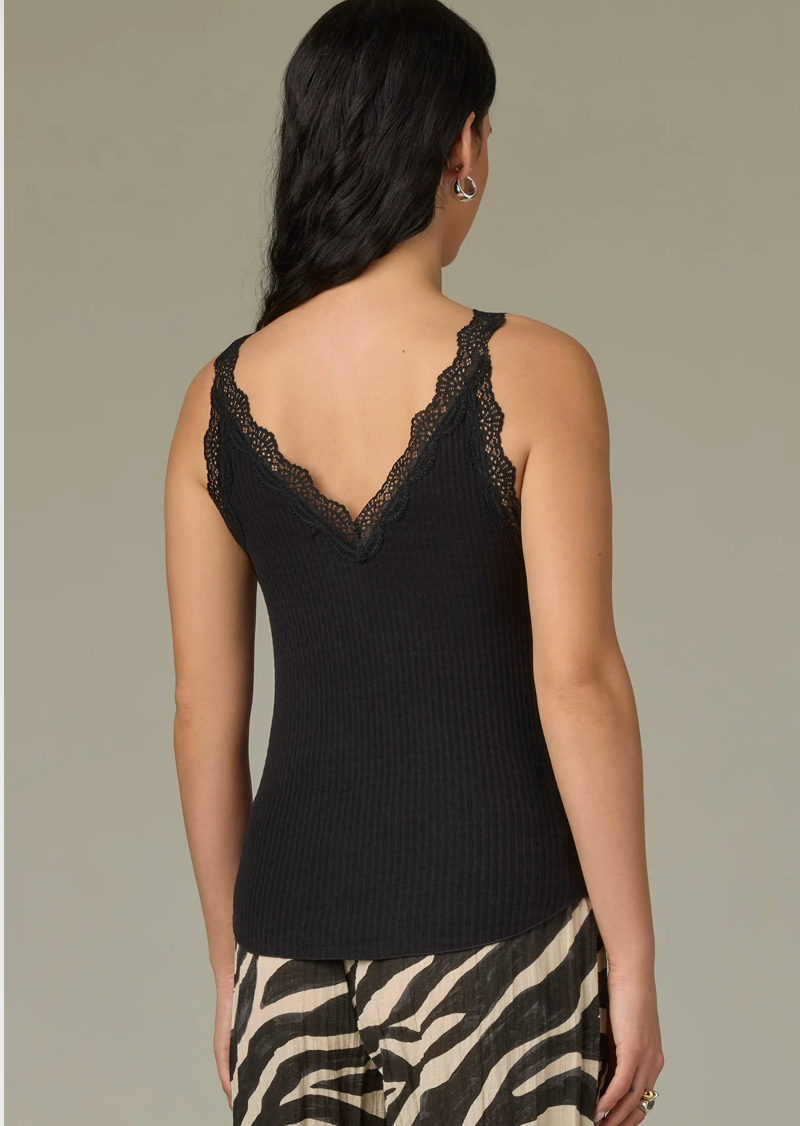 Double V-Neck Lace Scallop Tank Top