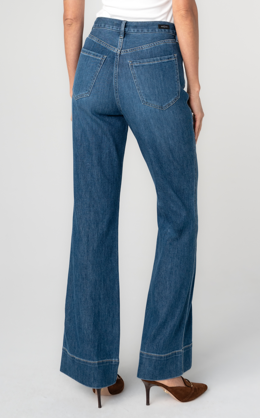 Liverpool Relaxed Bootcut Jeans