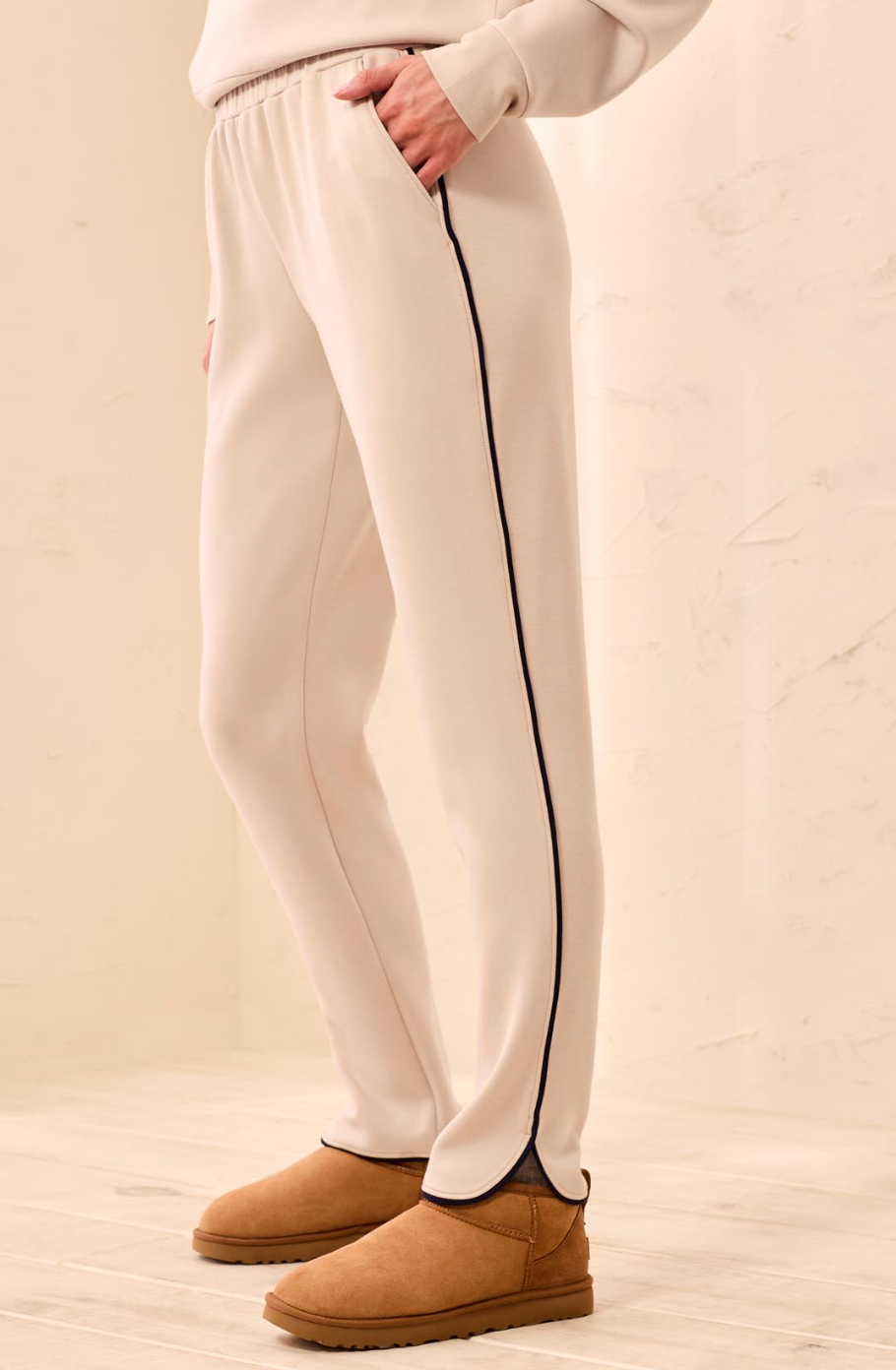 Tribal Pull On Ankle Pant w/Pockets