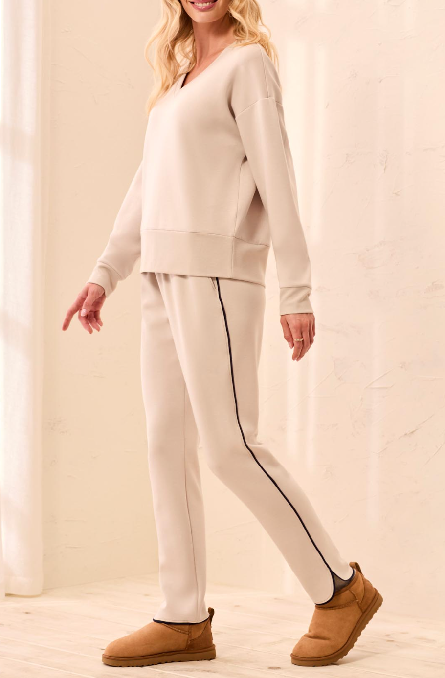 Tribal Pull On Ankle Pant w/Pockets