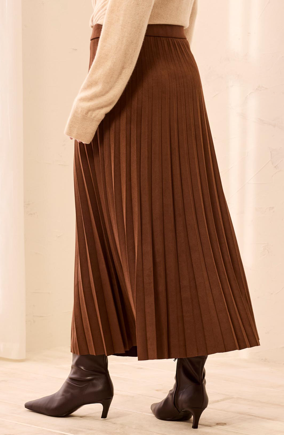 Tribal Suede Pleated Skirt-Hickory