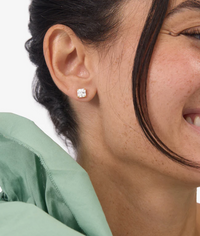 Queen's 6mm Studs
