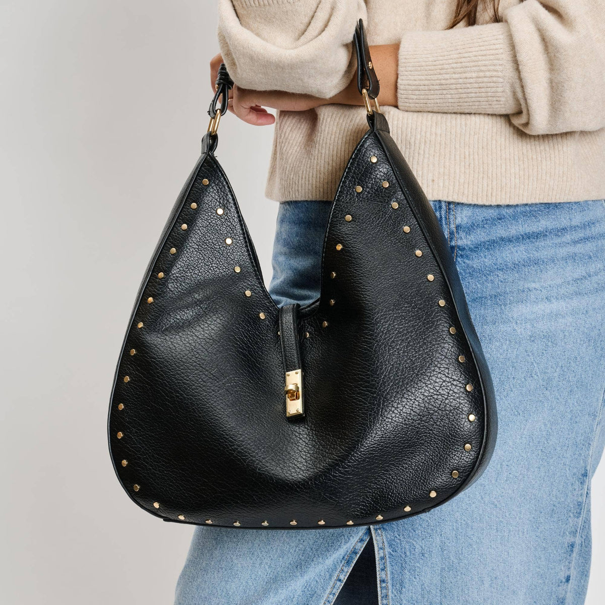 Olivia Hobo- Black