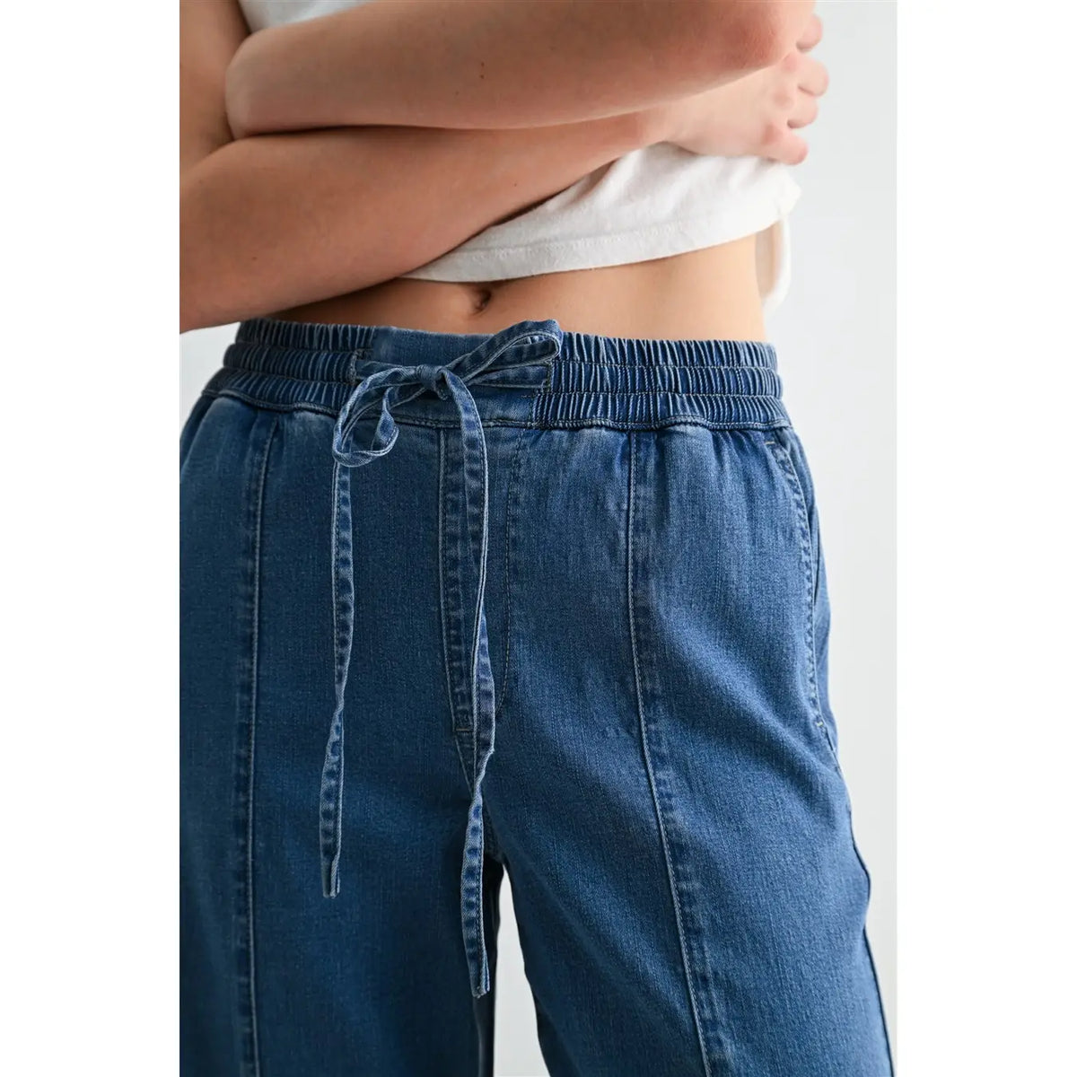 Wide leg Cinched Waist Pant